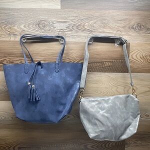 New with tags dress barn handbags / reversible